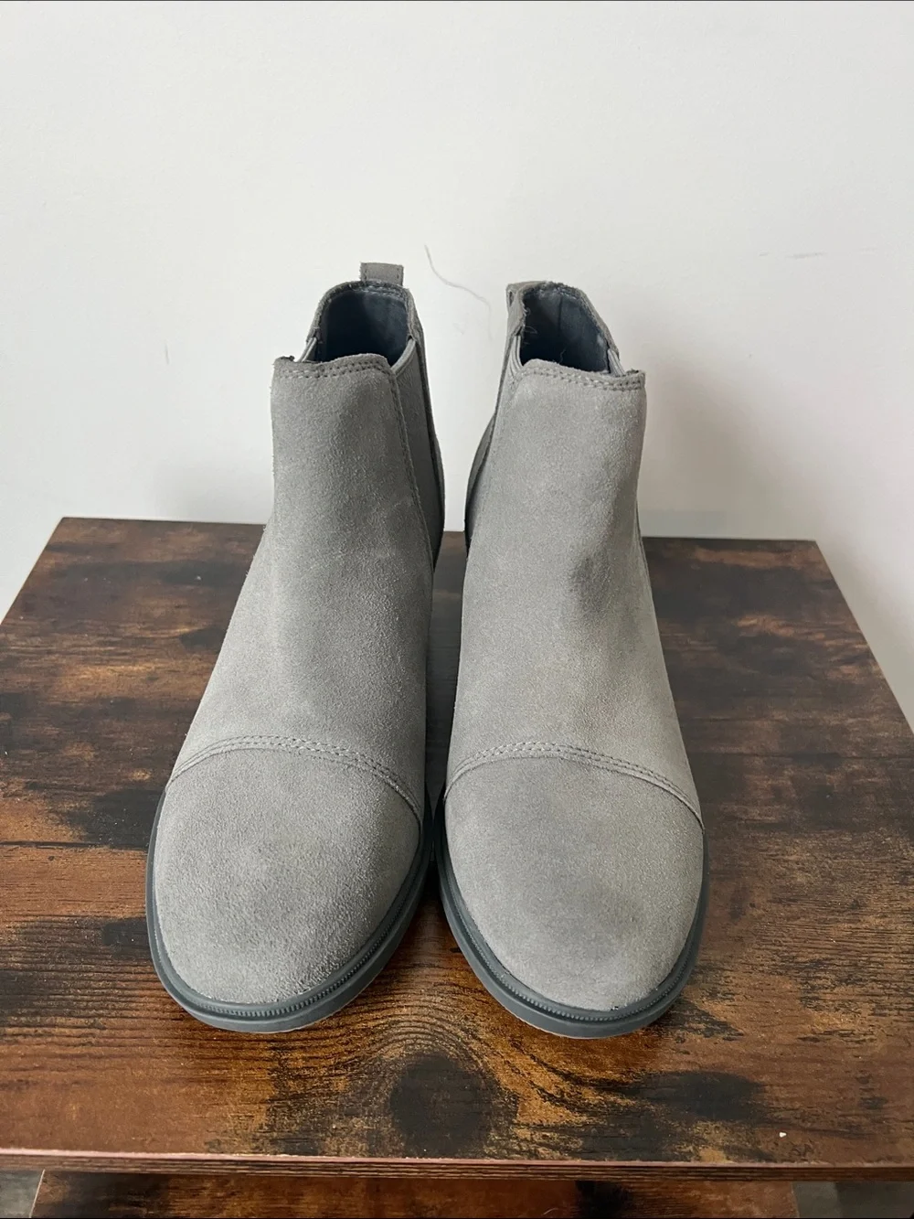 Sorel Women’s Gray Wedge Ankle Boots, size 6 ➡️
